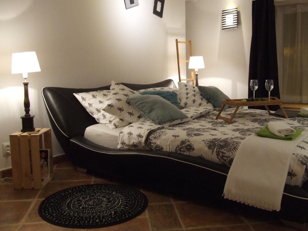 Apartament "Bulwar" - Old Town Торунь Номер фото